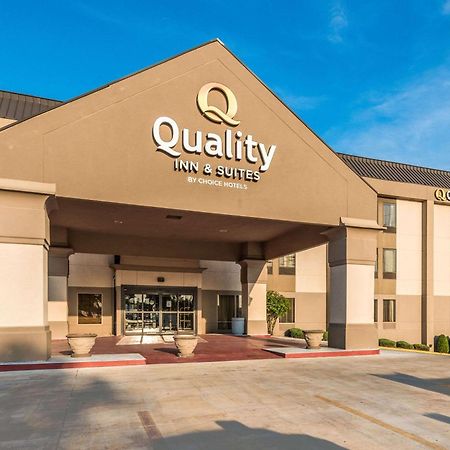Quality Inn & Suites Quincy - Downtown Екстериор снимка