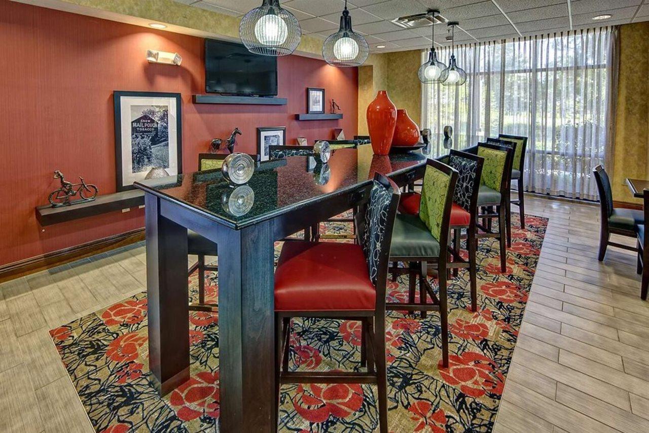 Quality Inn & Suites Quincy - Downtown Екстериор снимка