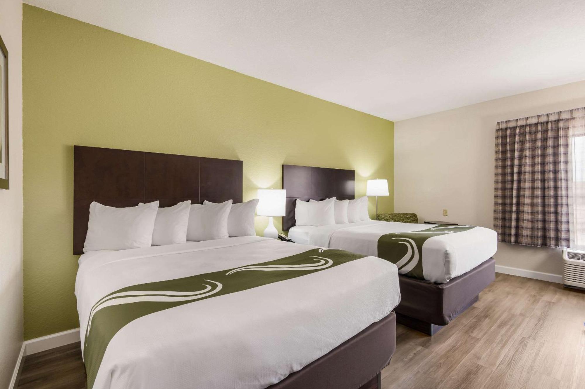 Quality Inn & Suites Quincy - Downtown Екстериор снимка