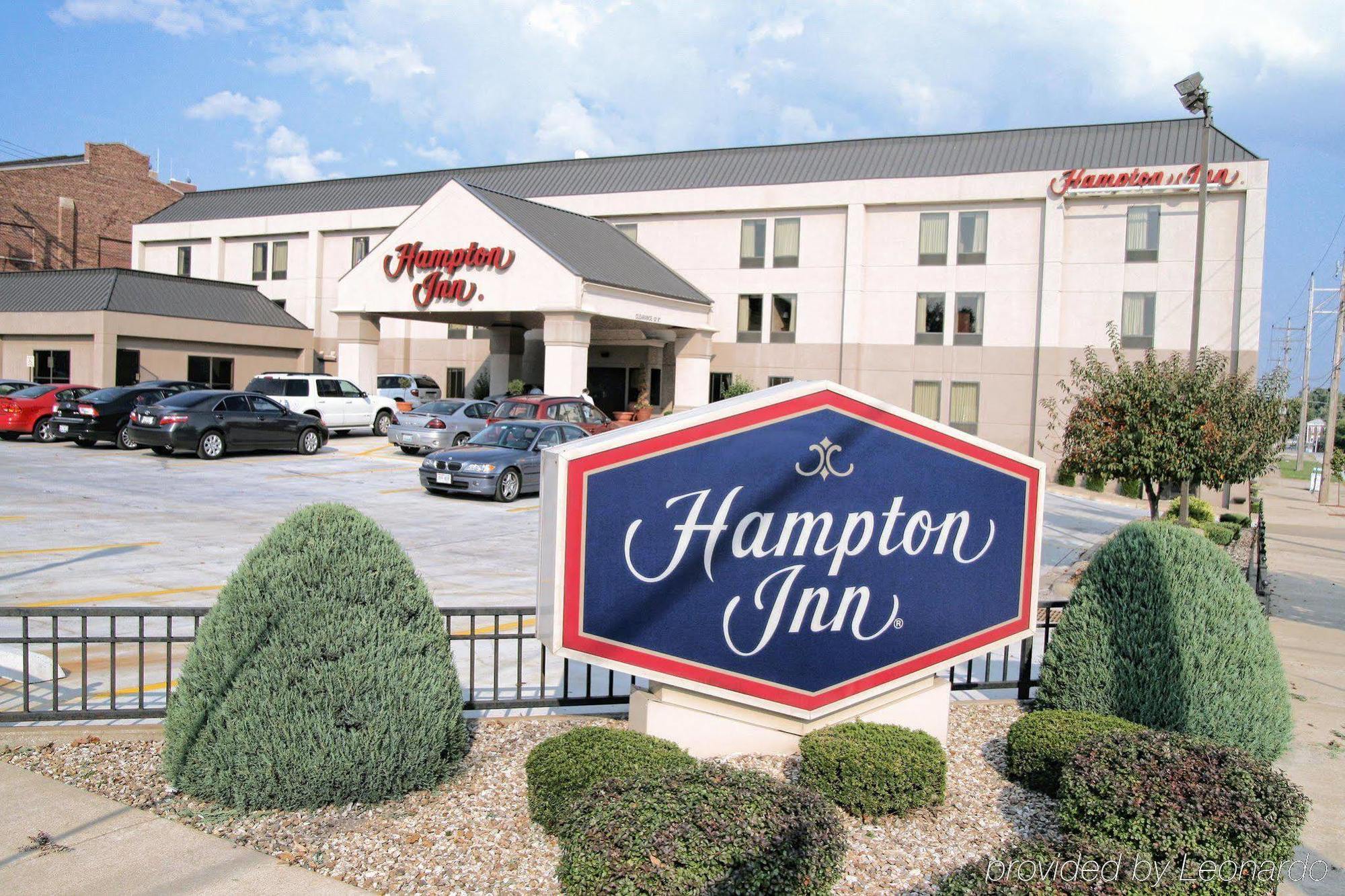 Quality Inn & Suites Quincy - Downtown Екстериор снимка