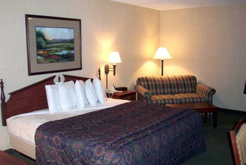 Quality Inn & Suites Quincy - Downtown Стая снимка