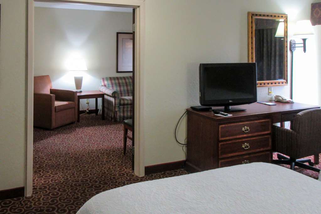 Quality Inn & Suites Quincy - Downtown Стая снимка